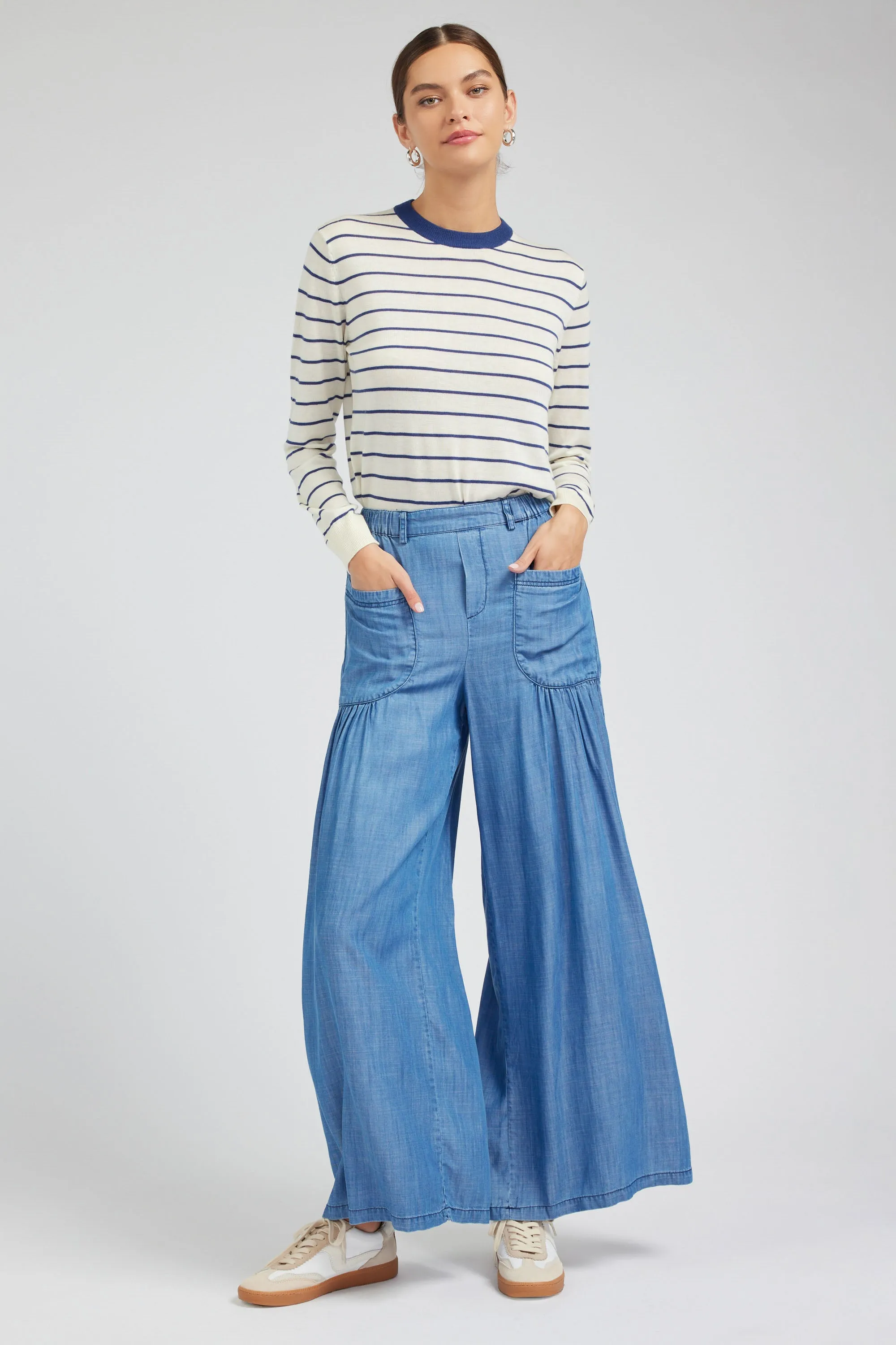 Patch Pocket Chambray Pant